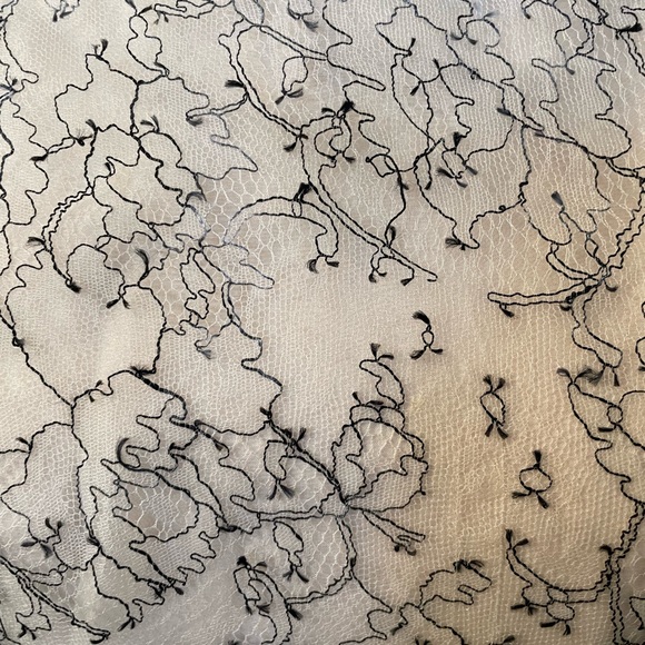 ERDEM NWOT LAST CALL -couture crm & blk  French lace cocktail dress sz US 4 - Picture 6 of 11